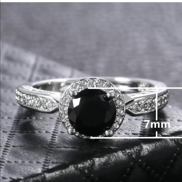 New Women Black Sapphire 925 Jewelry Wedding Ring - Picture 4 of 6